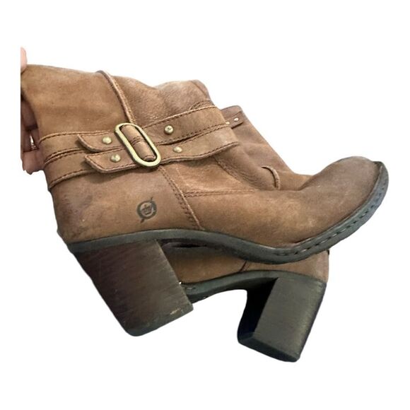 Born | Women’s D51206 NOLAH Equestrian Leather Riding Boots | 9 - Picture 4 of 9